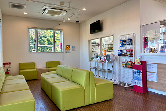 ひかり薬局　神栖店　内観